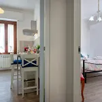Apartment 100 Metri Dal Mare *