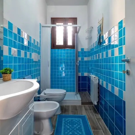 100 Metri Dal Mare * 阿尔盖罗