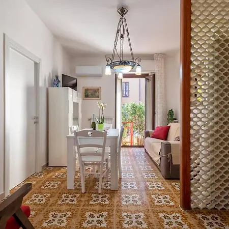 100 Metri Dal Mare Αλγκέρο