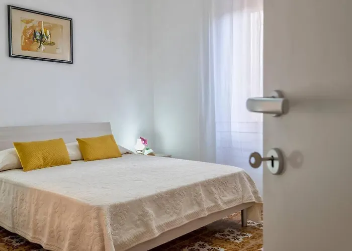 100 Metri Dal Mare شقة *